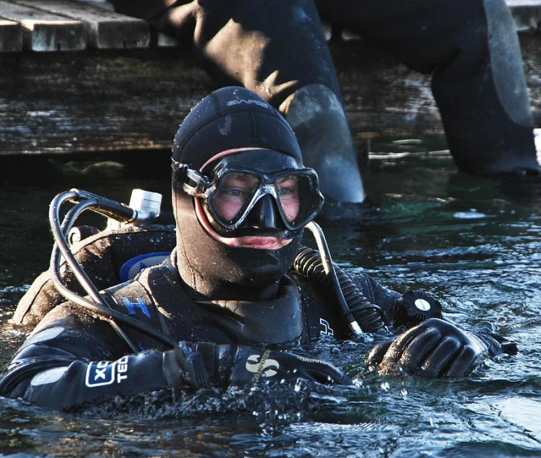 What to Expect During a PADI Divemaster Course?